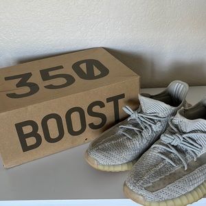 Yeezy 350 landmark non reflective